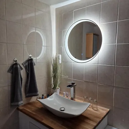 Haus Sonnenblick アパート Burkhardtsdorf