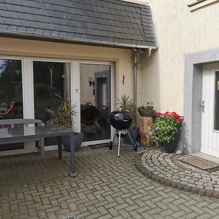 Haus Sonnenblick アパート Burkhardtsdorf