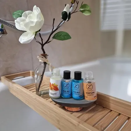 Haus Sonnenblick アパート